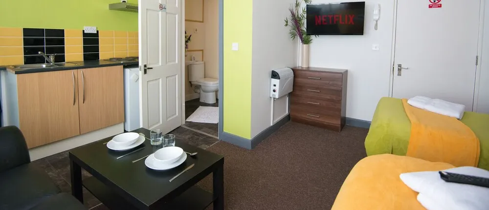 Snooze Apartments Flat 53