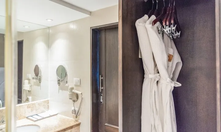 Sublime Asok by Favstay