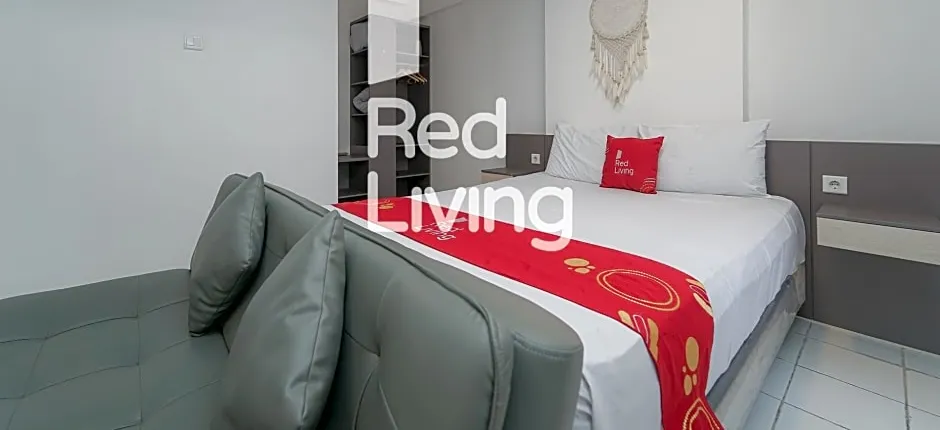 RedLiving Apartemen Grand Asia Afrika - SGL Room