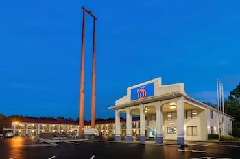 Motel 6 Cookeville TN