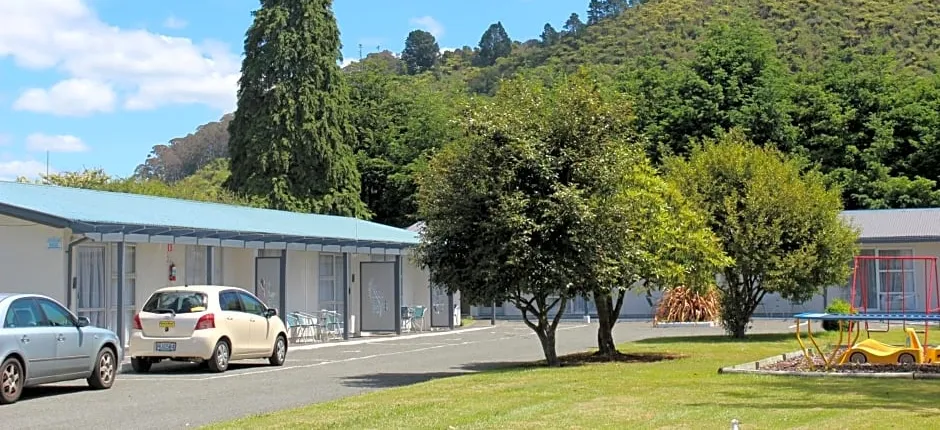 Fairy Springs Motel