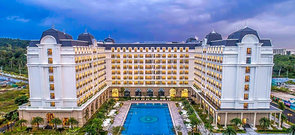 Vinholidays Fiesta Phú Quốc