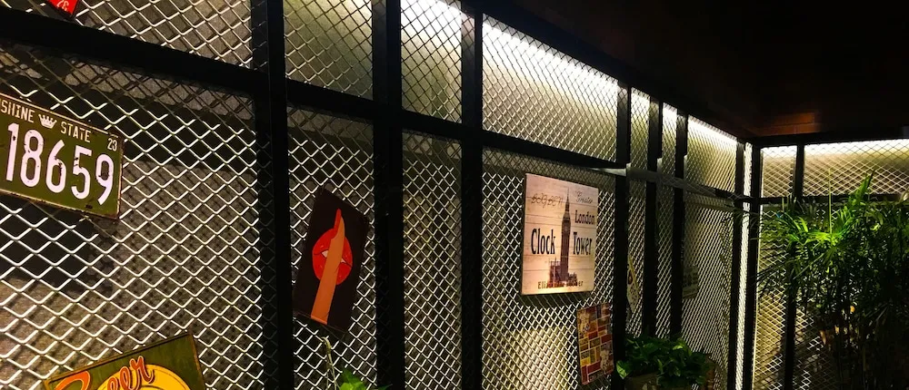 James Joyce Coffetel (Xi'an Nanmen Ming City Wall Xiaonanmen)