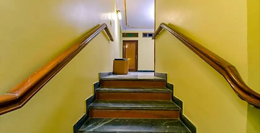 Super OYO Townhouse 1245 Hotel Vijay Niwas