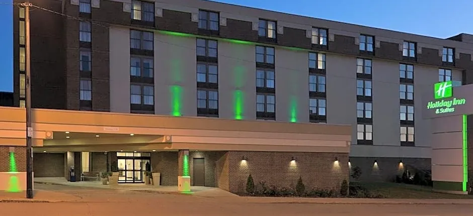 Holiday Inn Hotel & Suites Mansfield-Conference Center, an IHG Hotel