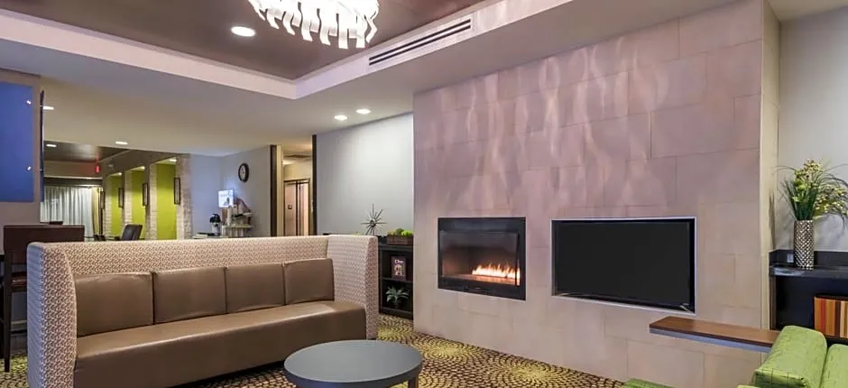 Holiday Inn Express Hays By IHG