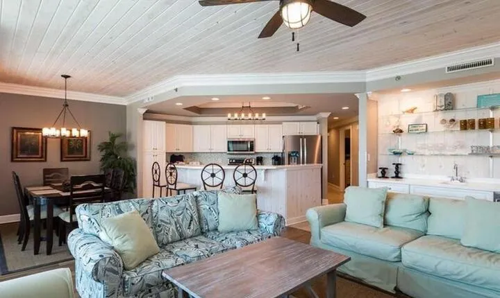 Phoenix on the Bay 2208 by Meyer Vacation Rentals