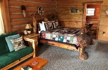 Tin Cup Lodge, Darby