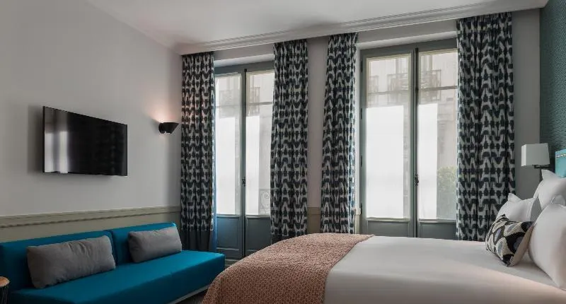 ADELE AND JULES HOTEL (EX-REX COMPRADOR)