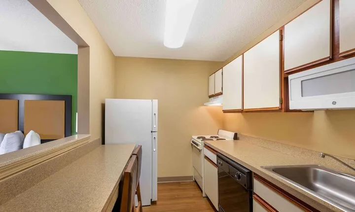 Extended Stay America Suites Cleveland Great Northern Mall