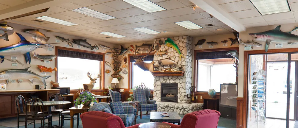 Benny's Colville Inn
