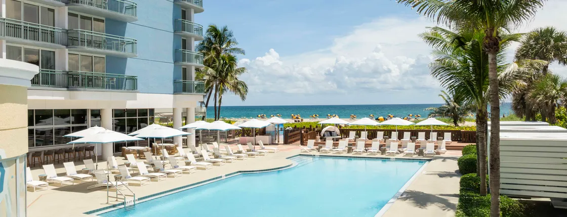 The Singer Oceanfront Resort, Curio Collection