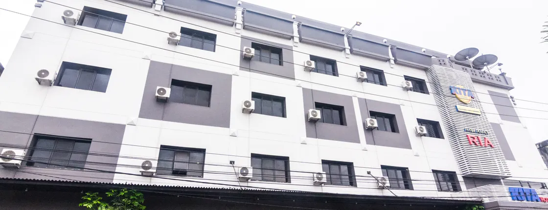 Oyo 1896 Kita Hotel