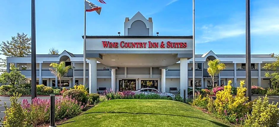 Best Western Plus Wine Country Inn & Suites