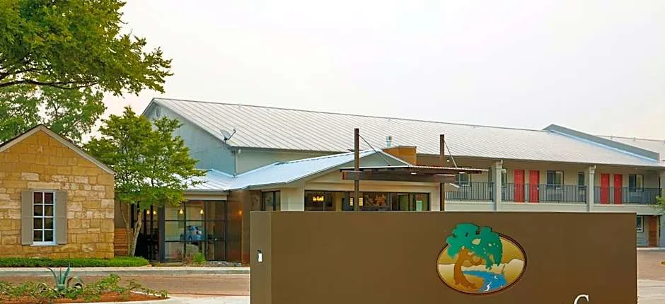 Fredericksburg Inn And Suites