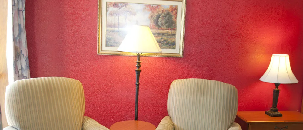 Victorian Inn & Suites