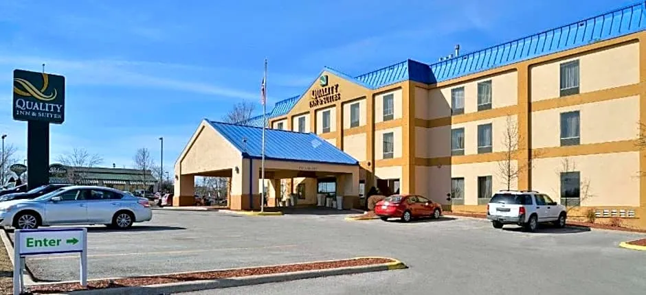 Quality Inn & Suites Jefferson City