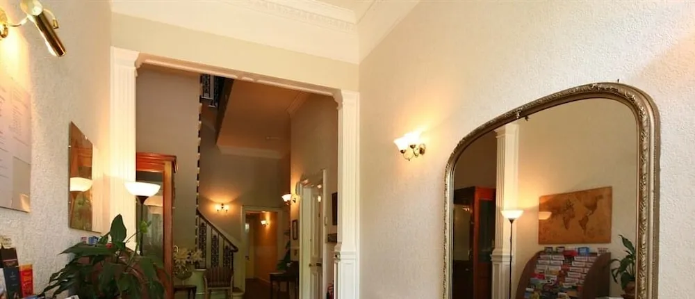 Halcyon Hotel