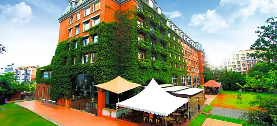 Hotel Royal Orchid Bangalore
