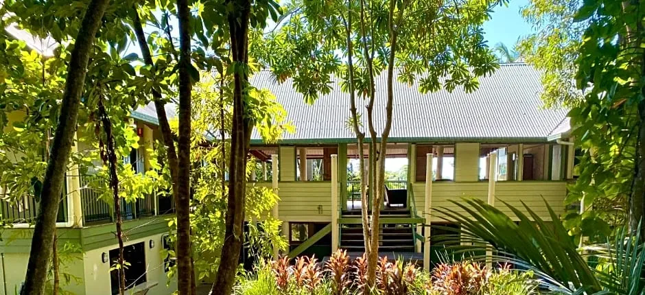 Jackaroo Treehouse Rainforest Retreat