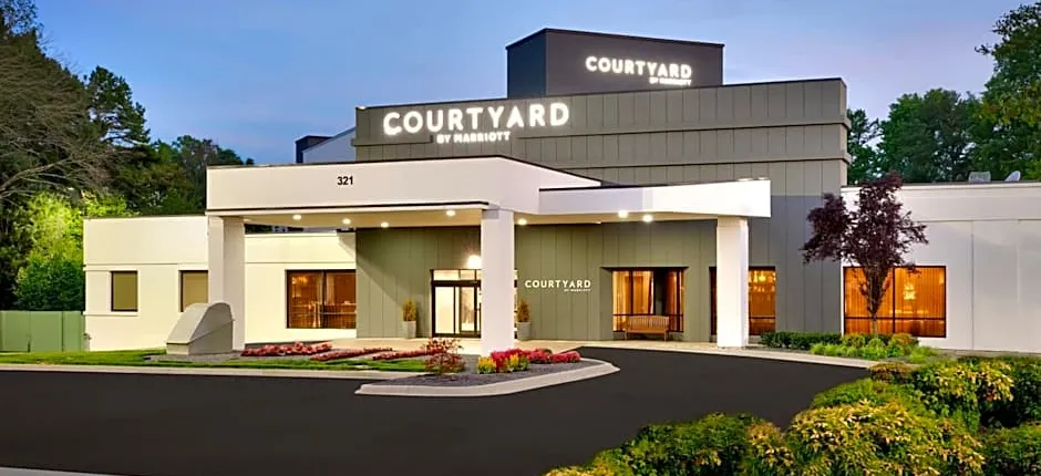 Courtyard by Marriott Charlotte Airport LoSo