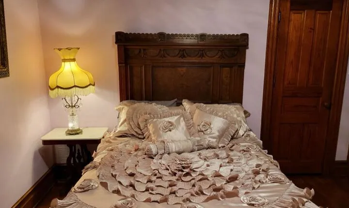 Trails End Bed&Breakfast