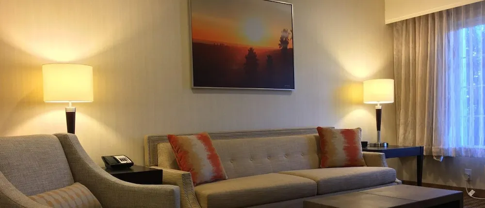 Best Western Plus Carriage Inn