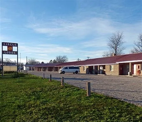 Circle S Lodge