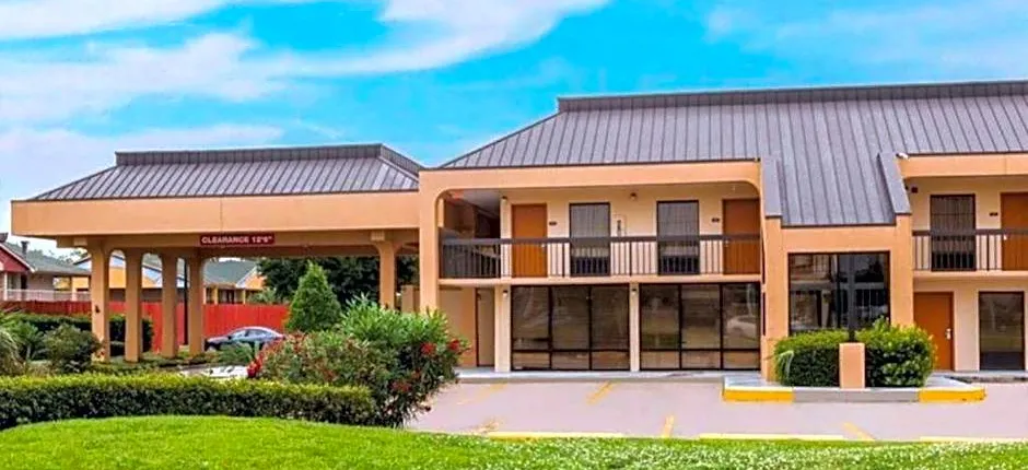 OYO Hotel Baton Rouge Mid City