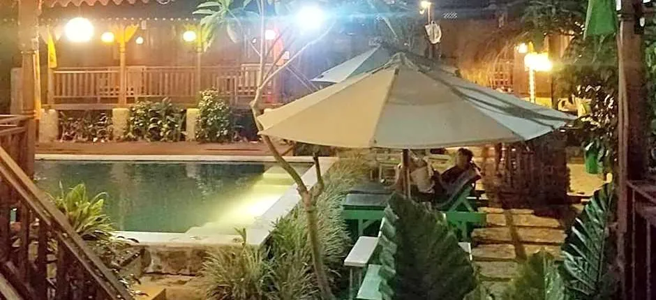 Green Paddy Hostel & Villa