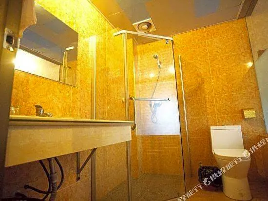Shiqian Quandu Hotel