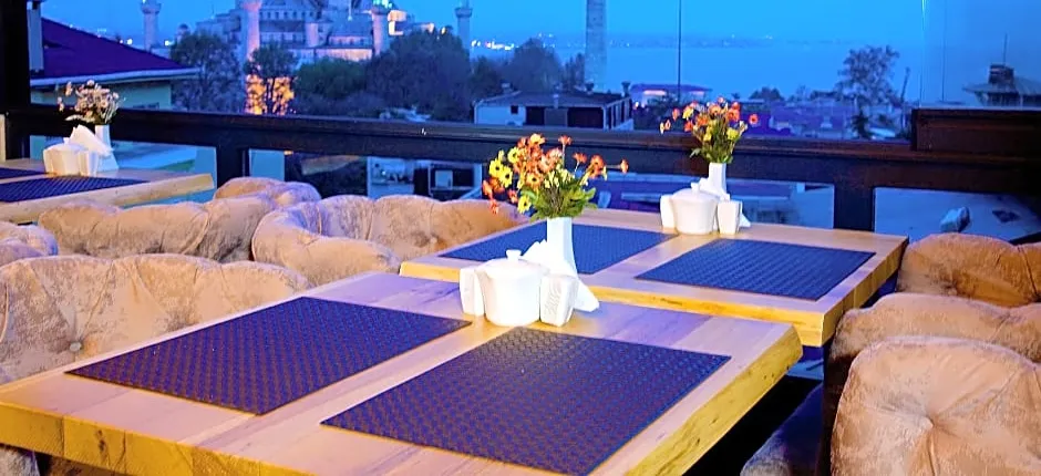 Perula Hotel