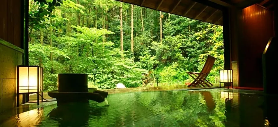 Sakahijiri Gyokushoen