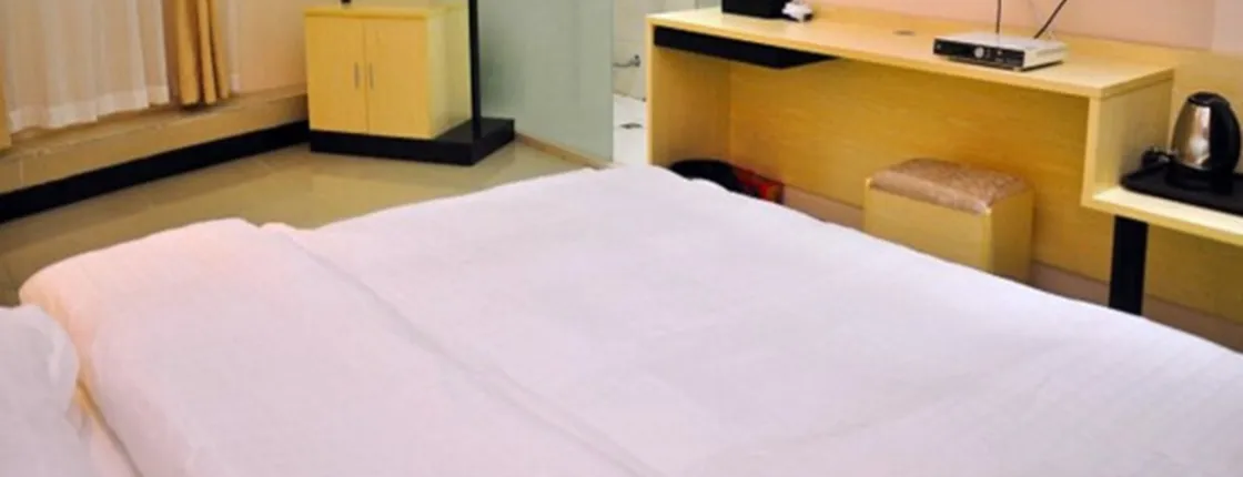 Meiye Hotel (Guangzhou Beijing Road Subway Station Tianzi Wharf)