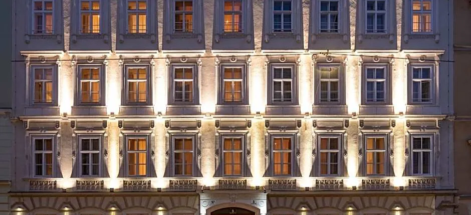 The Levante Rathaus Apartments