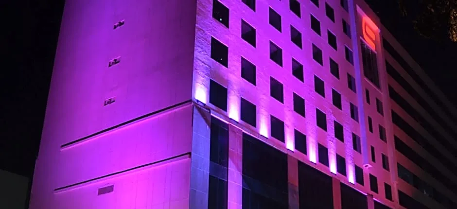 E Hotel