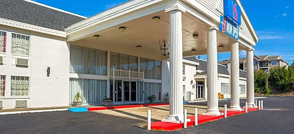 Motel 6 Vicksburg, MS