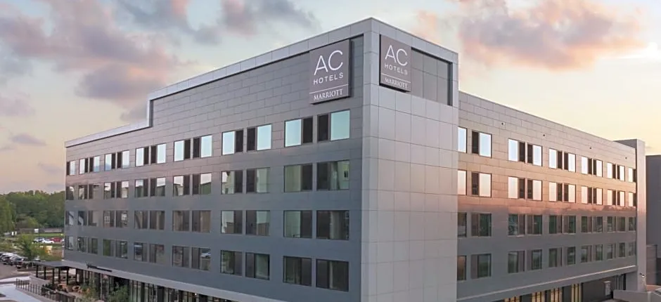 AC Hotel by Marriott Lansing University Area