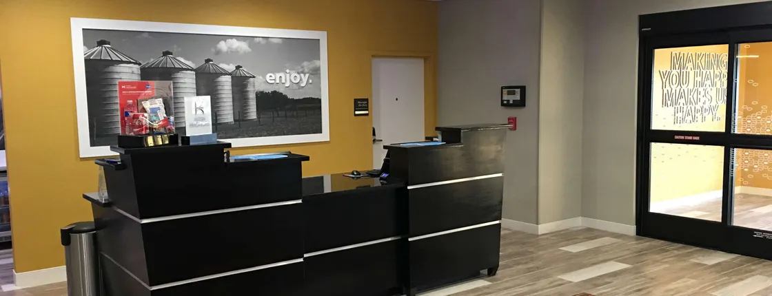 HAMPTON INN MCPHERSON