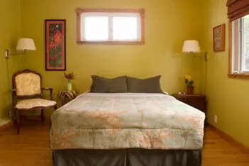 Ka'awaloa Plantation Bed & Breakfast