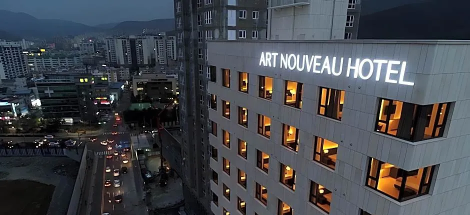 Geoje Artnouveau Suite Hotel