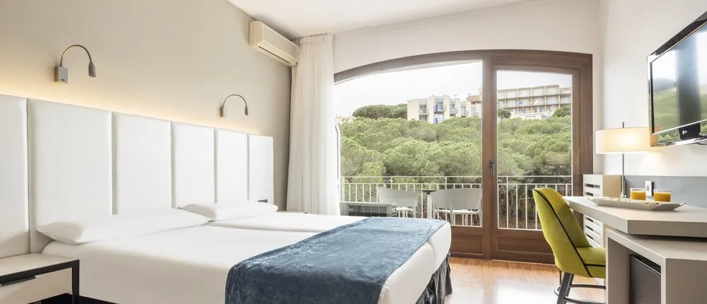 Hotel ILUNION Caleta Park