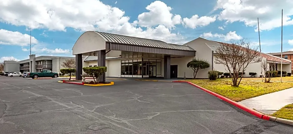 Suburban Studios Gainesville