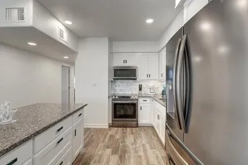 Channelview 208 2 Bedroom Condo by Redawning