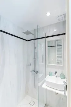 Athens Plaka Acropolis Suites, Athina