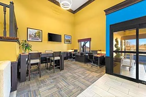 Quality Inn Warrensburg