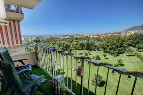 MINERVA, Benalmadena Costa, Stunning Sea & Mountain view, 1 bedroom apartment