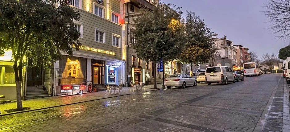 Istanbul Holiday Hotel