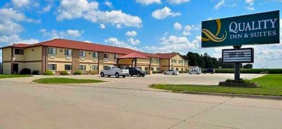 Quality Inn & Suites Grinnell near University