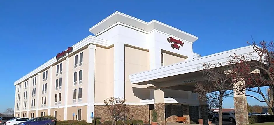 Hampton Inn By Hilton Columbus-Airport
